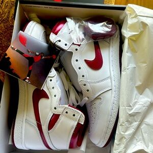 Brand new authentic Air Jordan 1’s Hi 85 white/team red/white